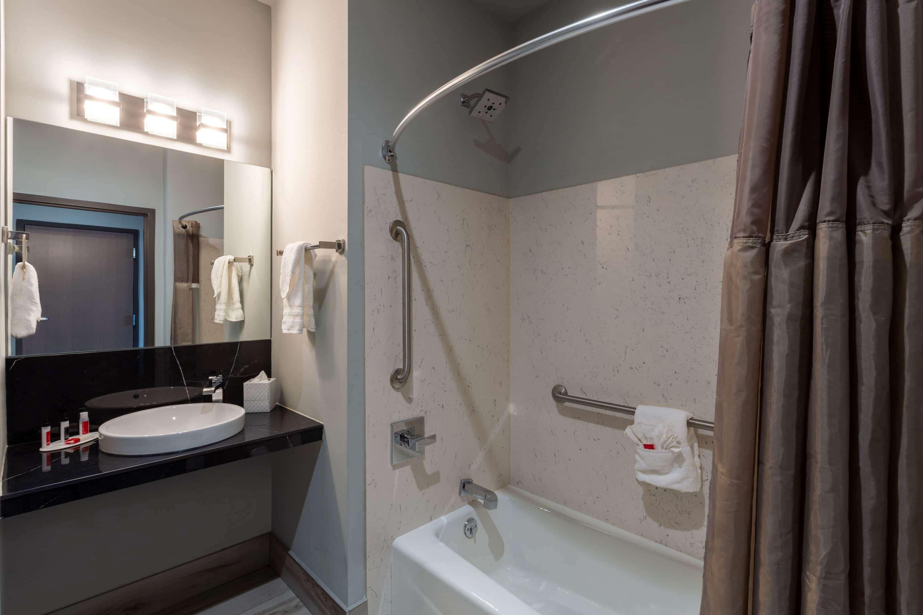 Baymont By Wyndham Madison Hotel Luaran gambar